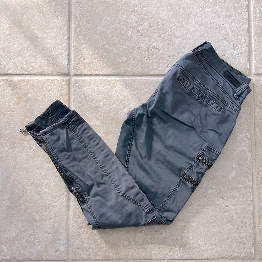 BlankNYC cargo style jeans women’s size 27